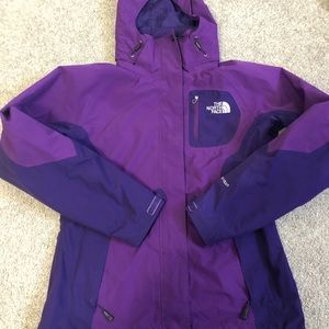 Used women’s size small north face